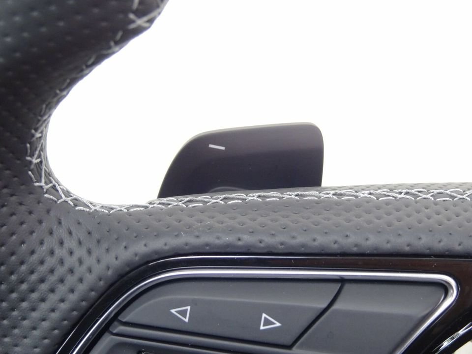 Audi A1 GB A3 Lenkrad Multifunktion Leder Lederlenkrad 82A419091