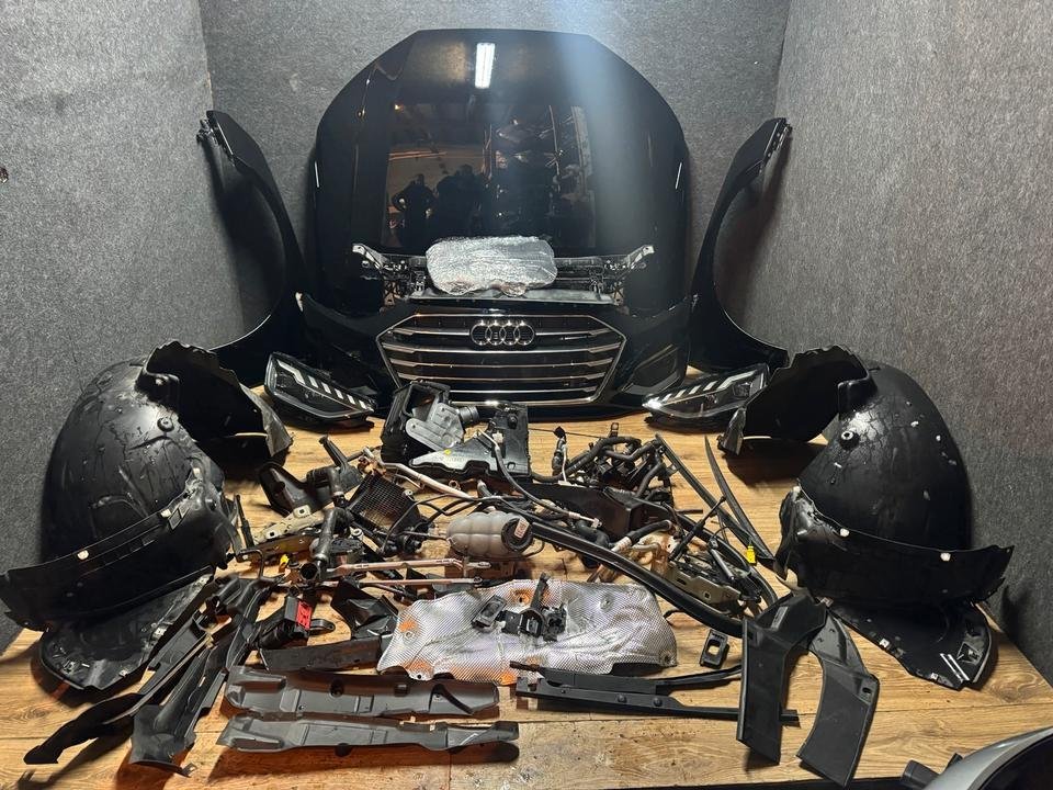 Audi A4 B9 Facelift 2021- Motorhaube Stoßstange Scheinwerfer Kühl