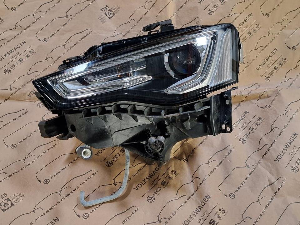 AUDI A5 8T 8F Scheinwerfer Xenon headlights 8T0941043G 8T0941043C