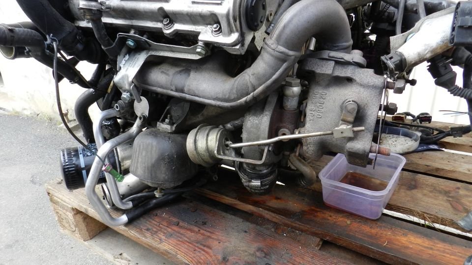 Audi A6 4B C5 AJK Motor 2.7 Biturbo Engine 230PS K03 Komplett