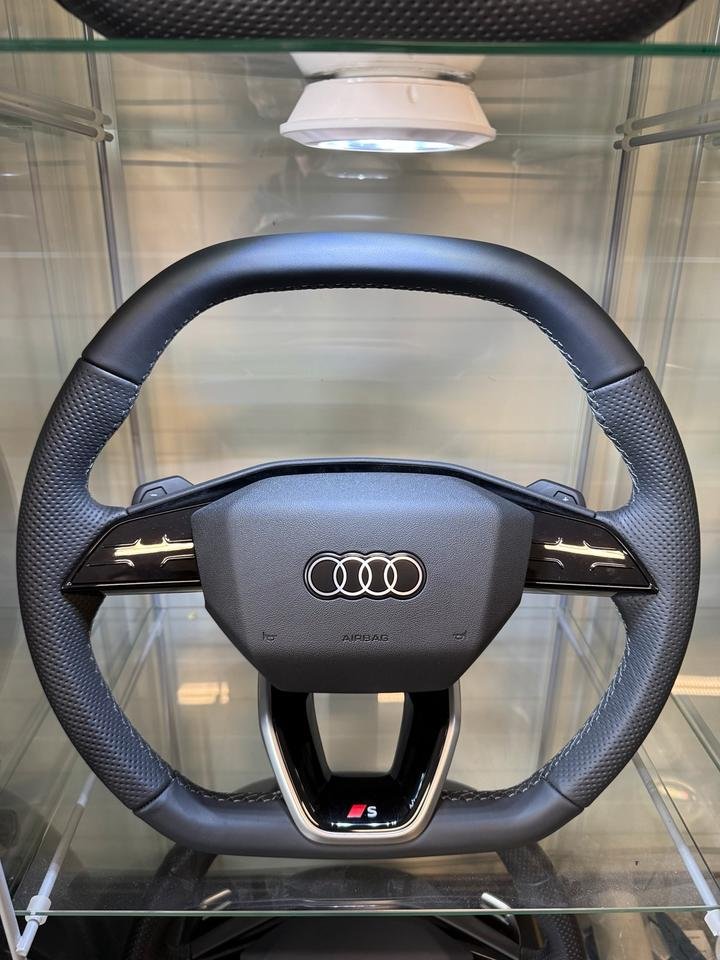 Audi A6 C8 Lenkrad abgeflacht Alcantara RS6 S6