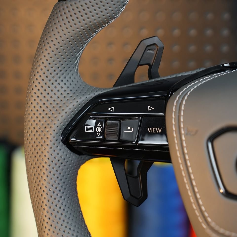 Audi A6 S6 RS6 A7 S7 RS7 C8 4K A8 S8 4N D5 Lenkrad Leder Black