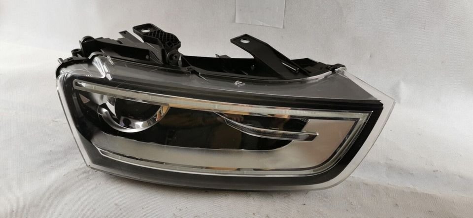 AUDI Q3 11-15 8U0 SCHEINWERFER RECHTS XENON 8U0941006 HEADLIGHT