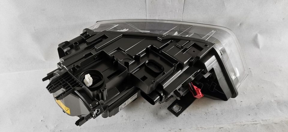 AUDI Q3 11-15 8U0 SCHEINWERFER RECHTS XENON 8U0941006 HEADLIGHT