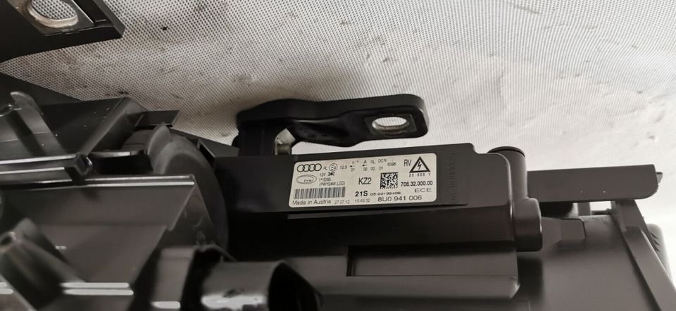AUDI Q3 11-15 8U0 SCHEINWERFER RECHTS XENON 8U0941006 HEADLIGHT
