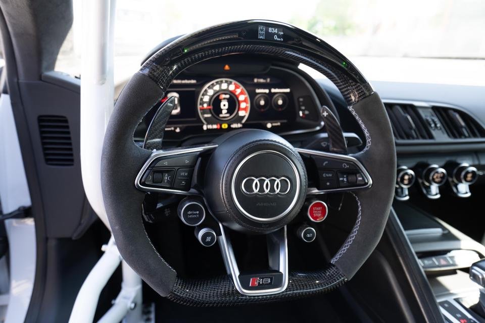 Audi R8 4S Lenkrad LCD Carbon Alcantara NEU