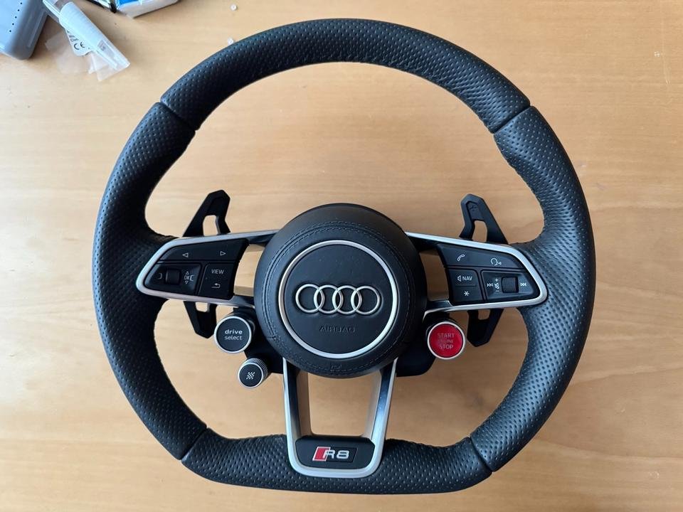 Audi R8 4S lenkrad mit airbag