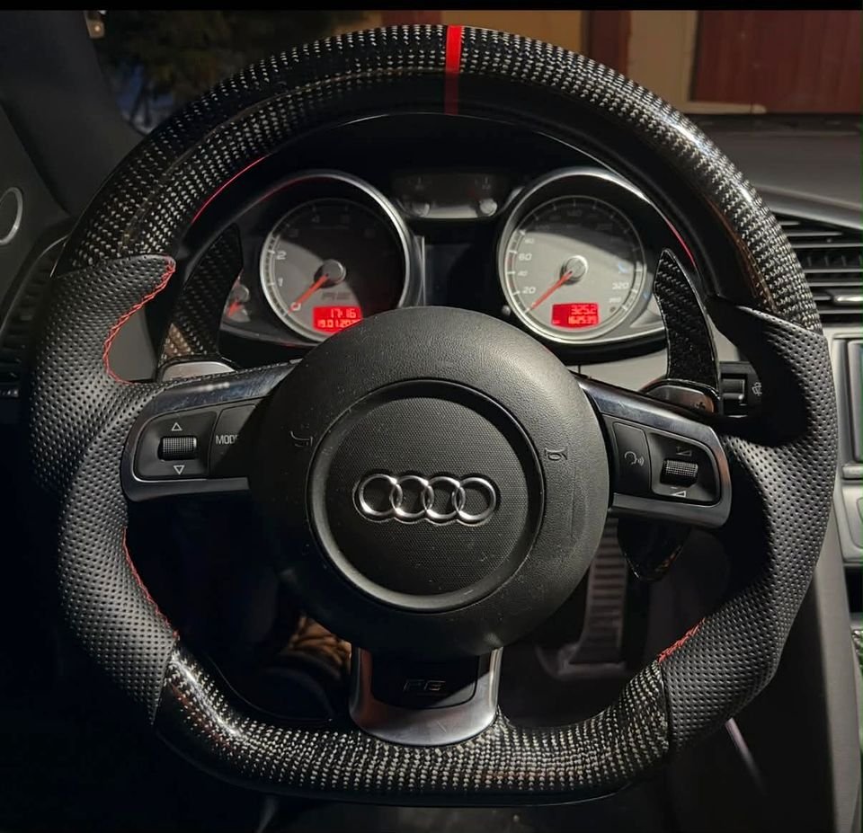 Audi R8 Original Lenkrad – Carbon / RS Style – Top Zustand