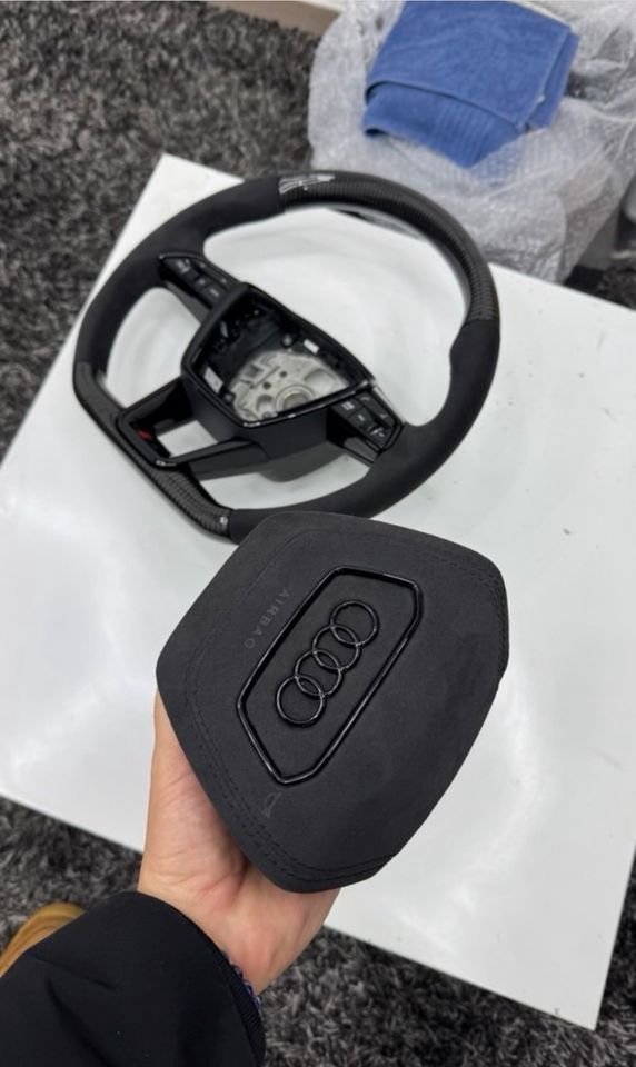 Audi RS Lenkrad Carbon Sportlenkrad Alcantara