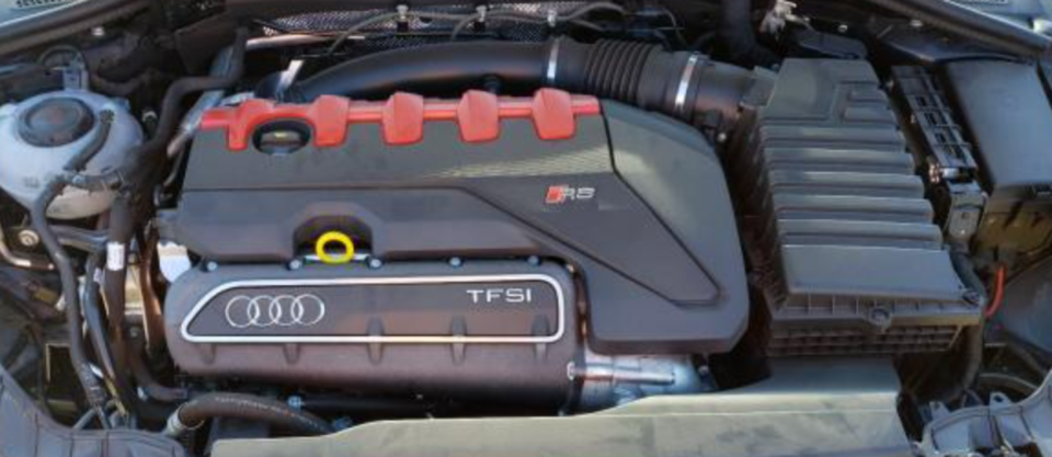 Audi RS3 2.5 TFSI Motor DNW Moteur Engine DNWA 400PS Komplett
