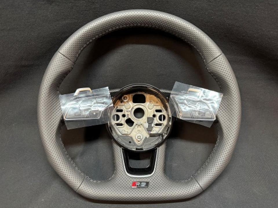 Audi RS3 8Y Lenkrad Lederlenkrad Leder abgeflacht 82A419091AP