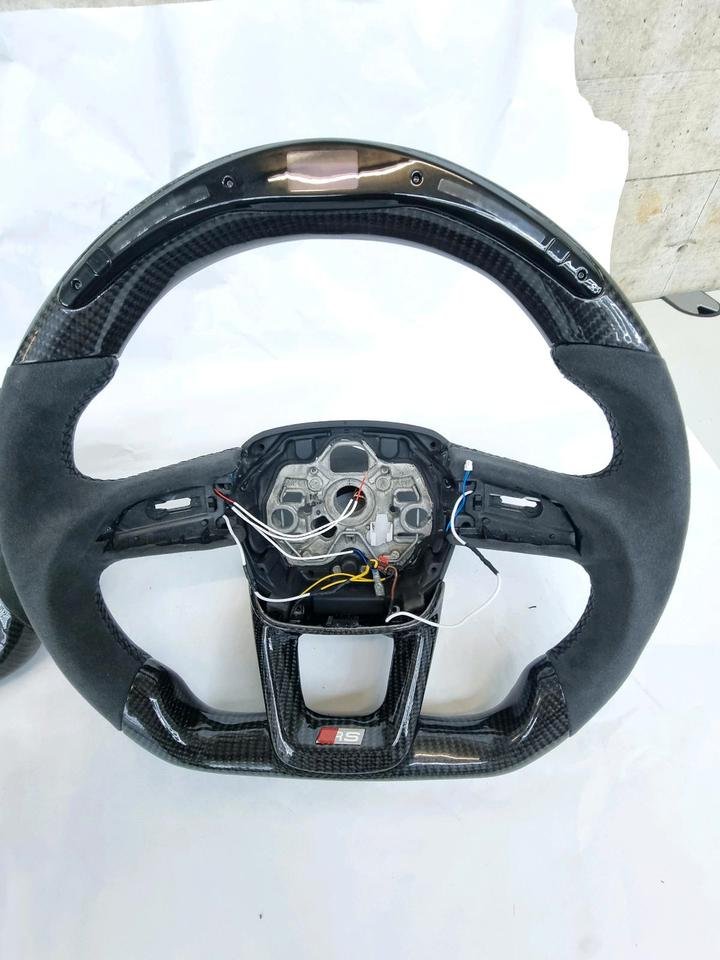 Audi RS3, RS4, RS5 B9 Carbon Performance Lenkrad