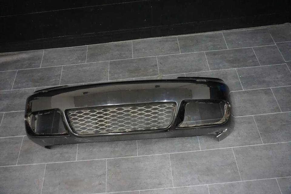 Audi RS4 B5 8D Stoßstange Stoßfänger vorne Bumper Rs4 original
