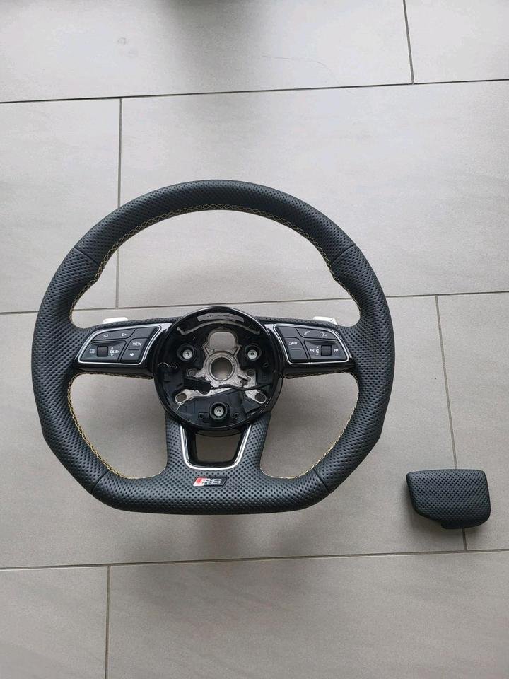 Audi RS4 B9 25 Jahre Edition Lenkrad neu