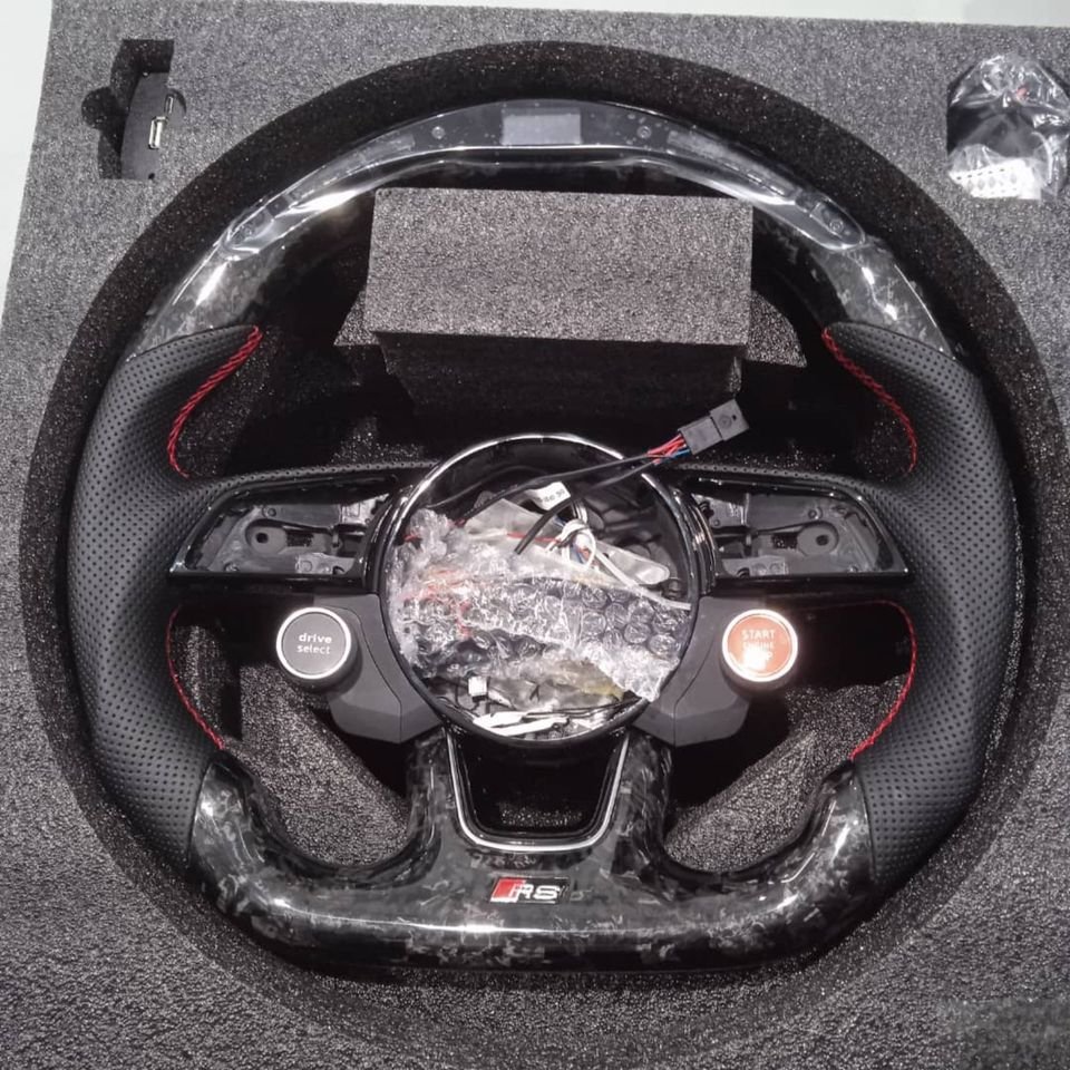 Audi RS4, RS5 B9 Forged Carbon Lenkrad (Sofort Verfügbar)