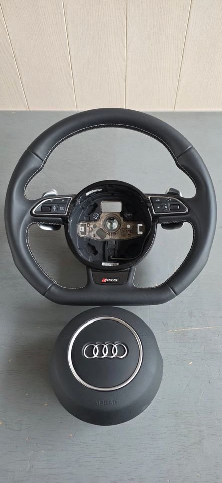 Audi RS5 Lenkrad unten Abgeflacht S5 A5 RS3 RS4 RS6 TT RS A4 Q5