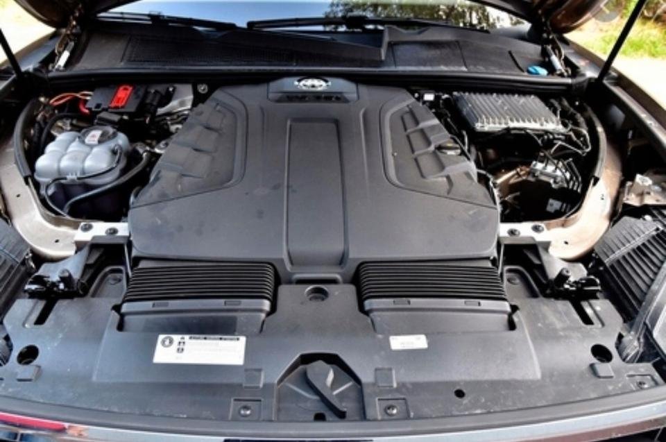 Audi SQ7 Touareg 4,0TDI CZA DMV Motor Triebwerk Engine