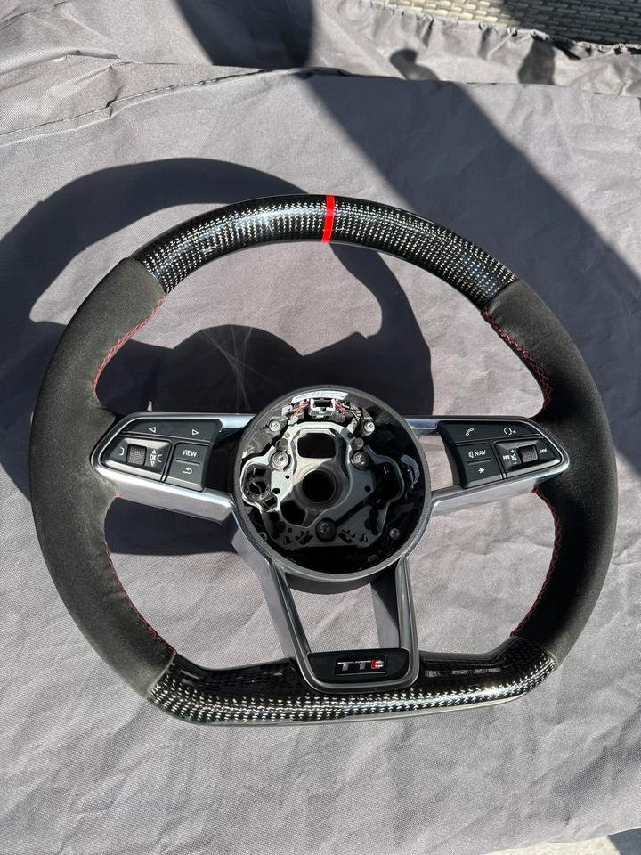Audi TT 8s Carbon/Alcantara Lenkrad