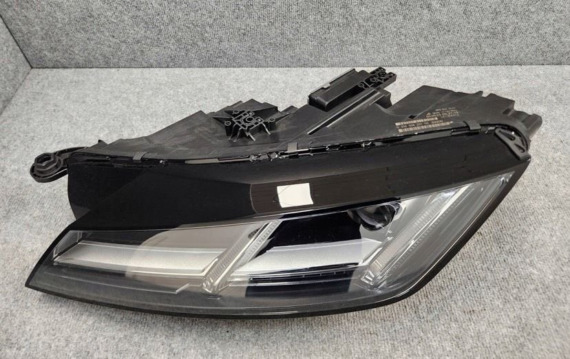 Audi TT 8S0941033h Led Links Original Scheinwerfer Headlight