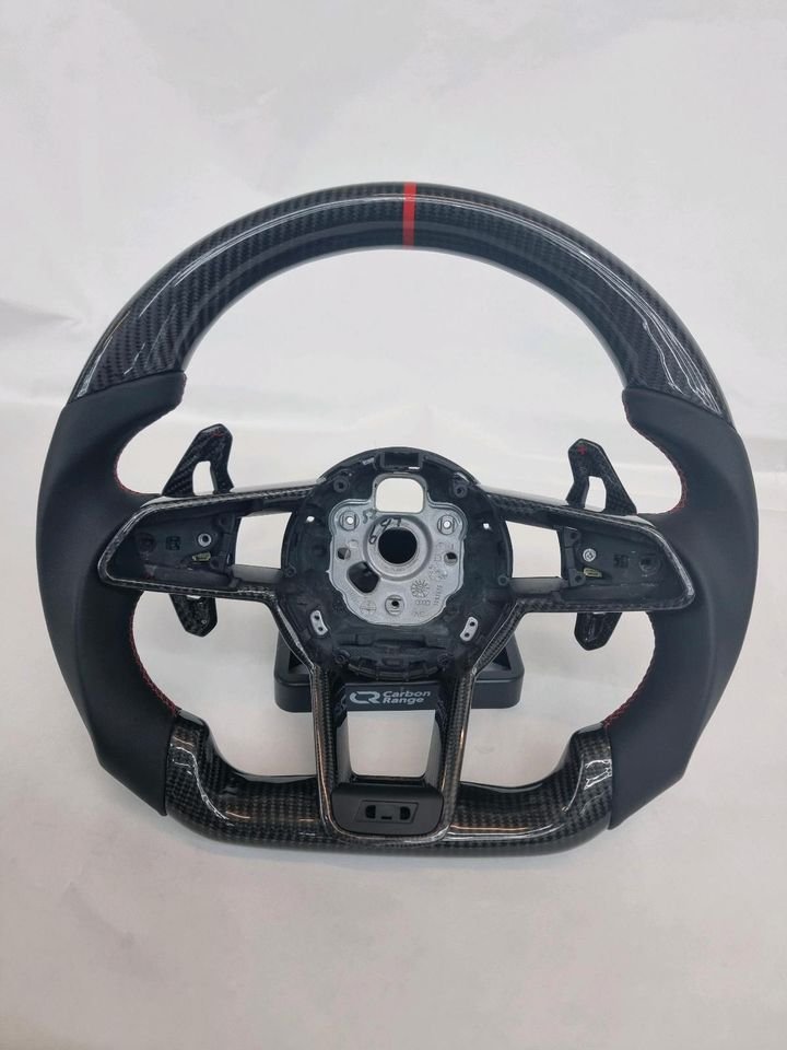 Audi TTRS 8S Carbon Performance Lenkrad