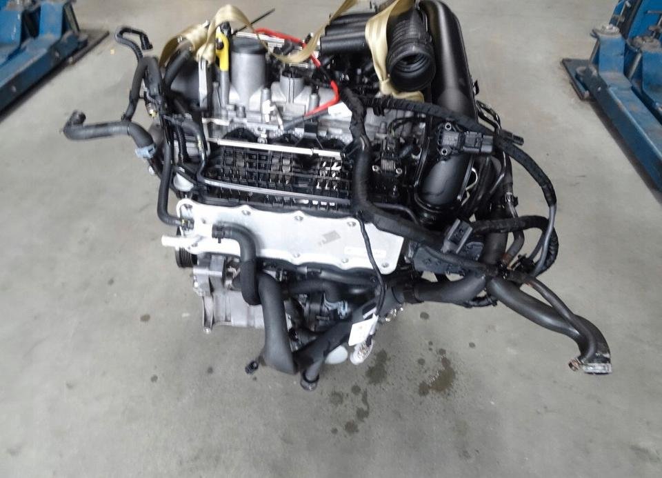 Audi VW 1,2 TSI CYV Motor Triebwerk Engine