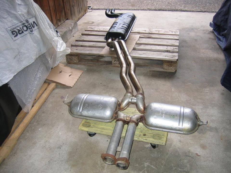 Auspuff NEU W126 500, 560SEL Original Mercedes, am Stück