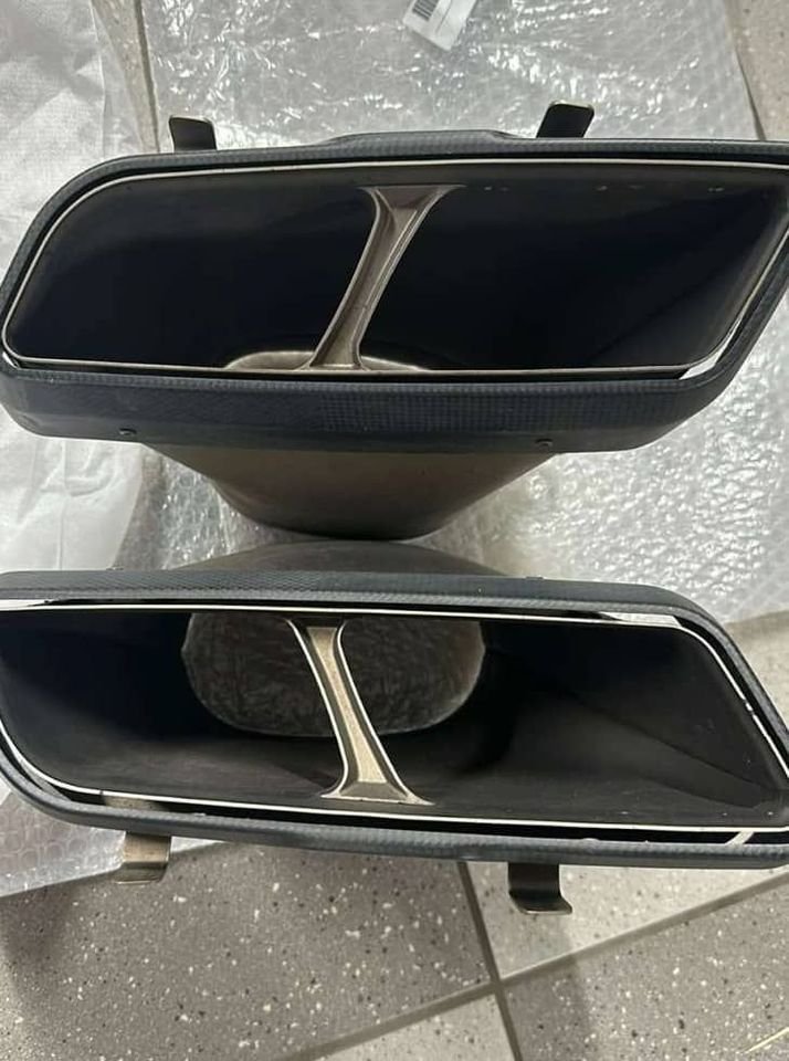 Auspuffanlage Abgasanlage Akrapovic Mercedes GLS63 X167 2019