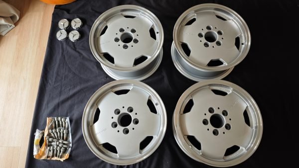 Authentic 15″ AMG Aero I Monoblock Wheels