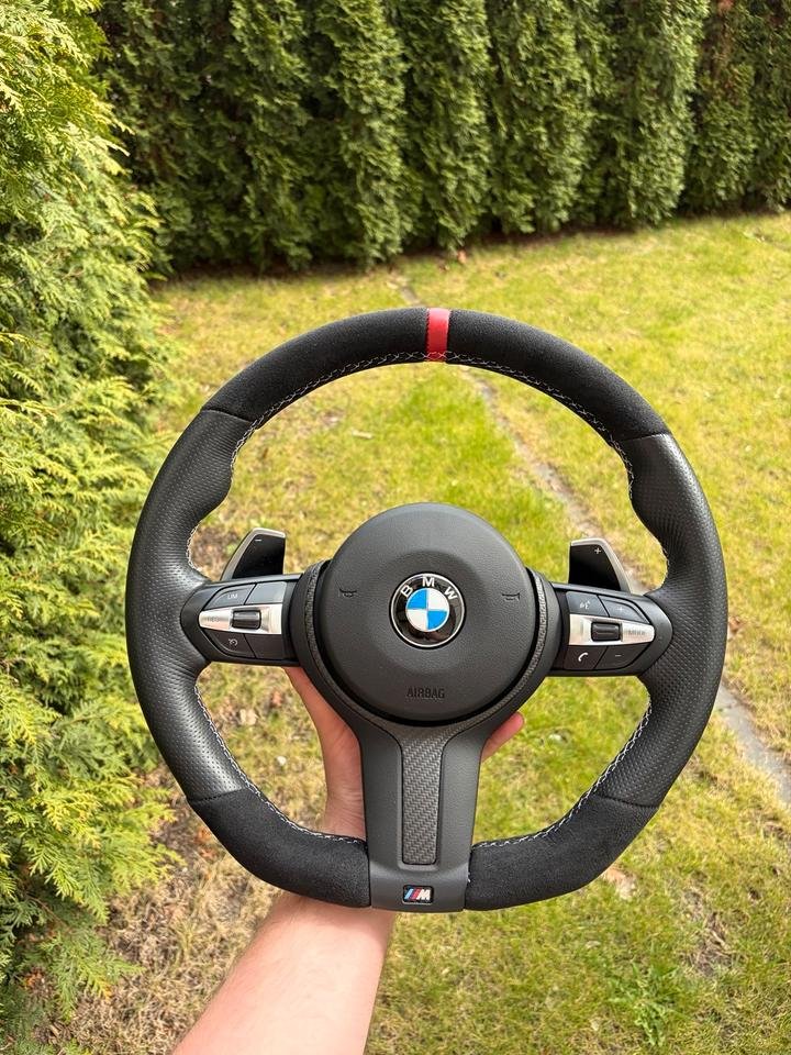 BMW M Performance Lenkrad Alcantara mit Schaltwippen