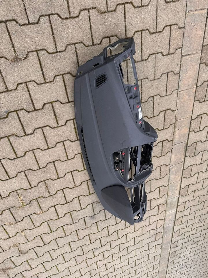 BMW Original Armaturenbrett Dashboard VFL – F20 F21 F22 F23