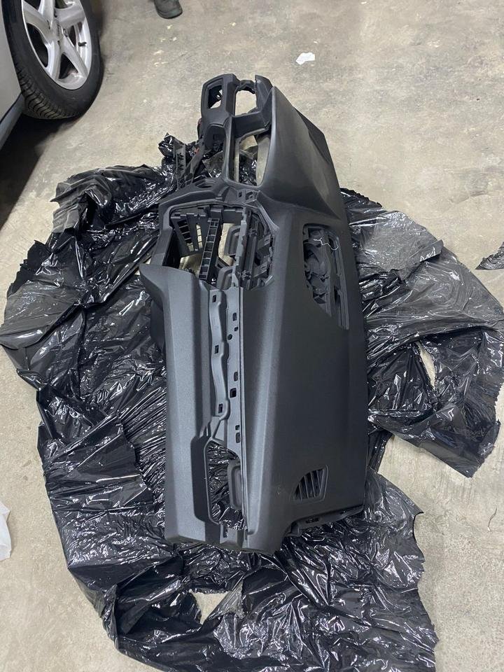 BMW X1 F48 Armaturenbrett Schwarz Dashboard