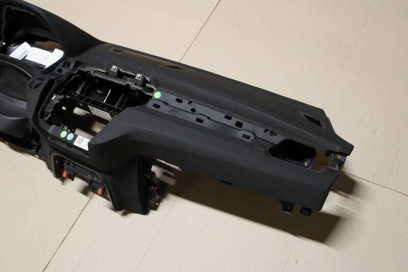 BMW X1 F48 Dashboard Instrumententafel HUD Armaturenbrett 9332740