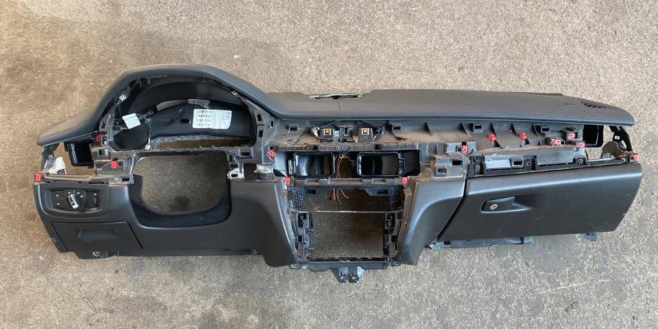 BMW x6 F16 armaturenbrett,Dashboard ,LEDER
