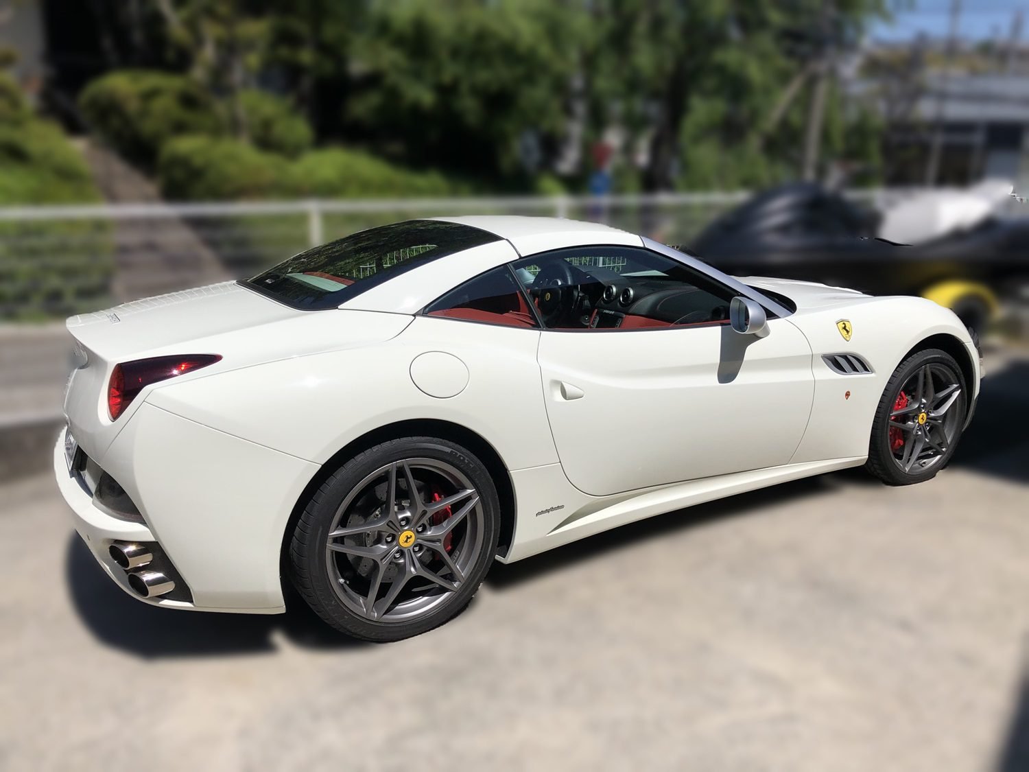 Brilliant Exhaust System for Ferrari California 30