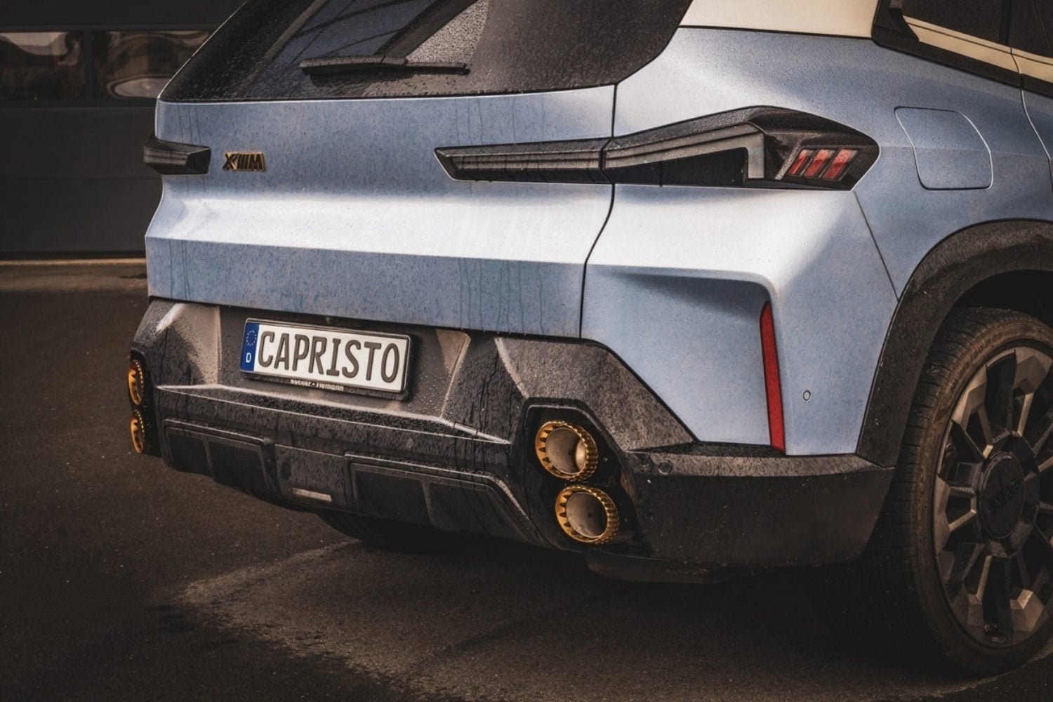 Capristo Valved Exhaust System w/ Wicrom Tips for G06 BMW XM