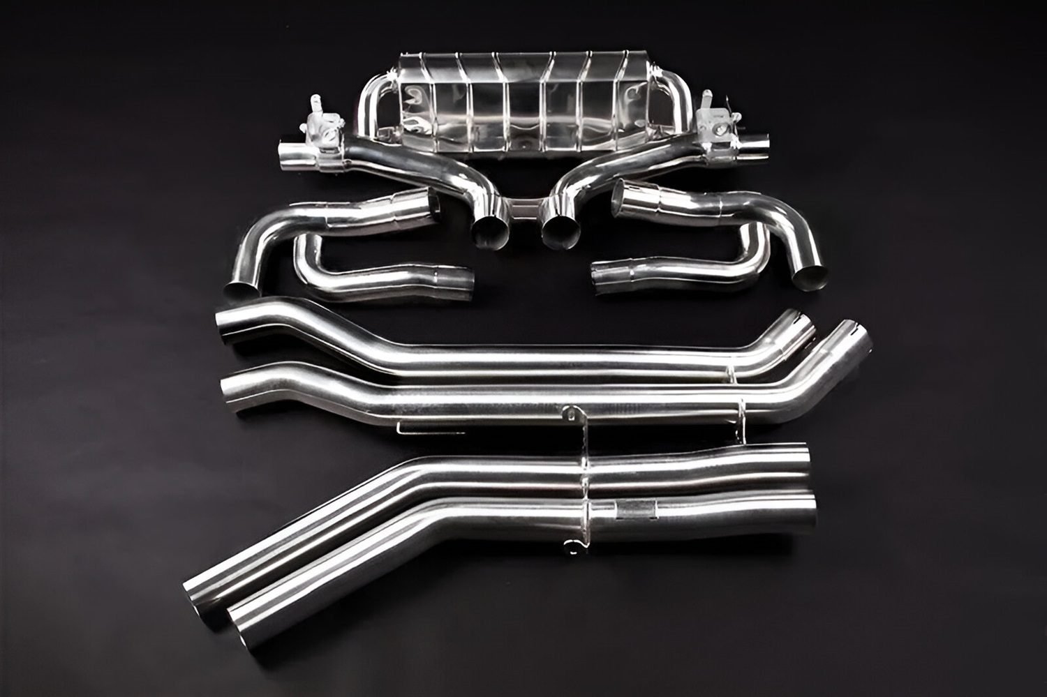 Capristo Valved Exhaust System with Middle Silencer & Wicrom Tips for Lamborghini Urus / S