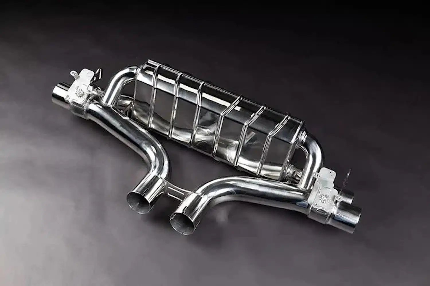 Capristo Valved Exhaust w/ Mid-Silencer and Carbon Tips for 9YA & 9YB Porsche Cayenne Turbo / E-Hybrid / GTS