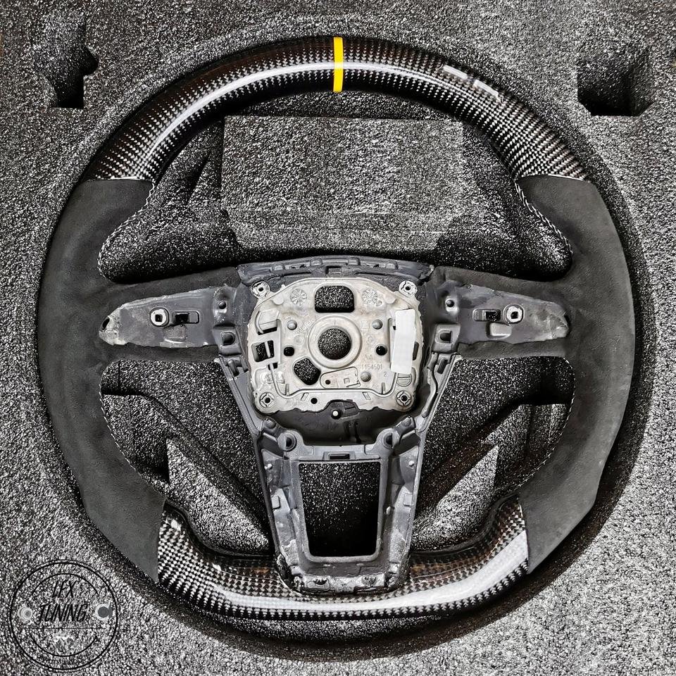 Carbon Lenkrad Display Schaltanzeige Audi R8 4S / TTS TTRS 8S FV