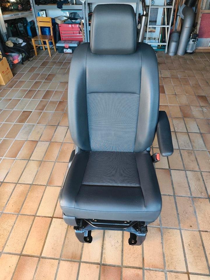 Citroen Jumpy,Opel Vivaro,Toyota Proace Beifahrersitz ab BJ. 2016