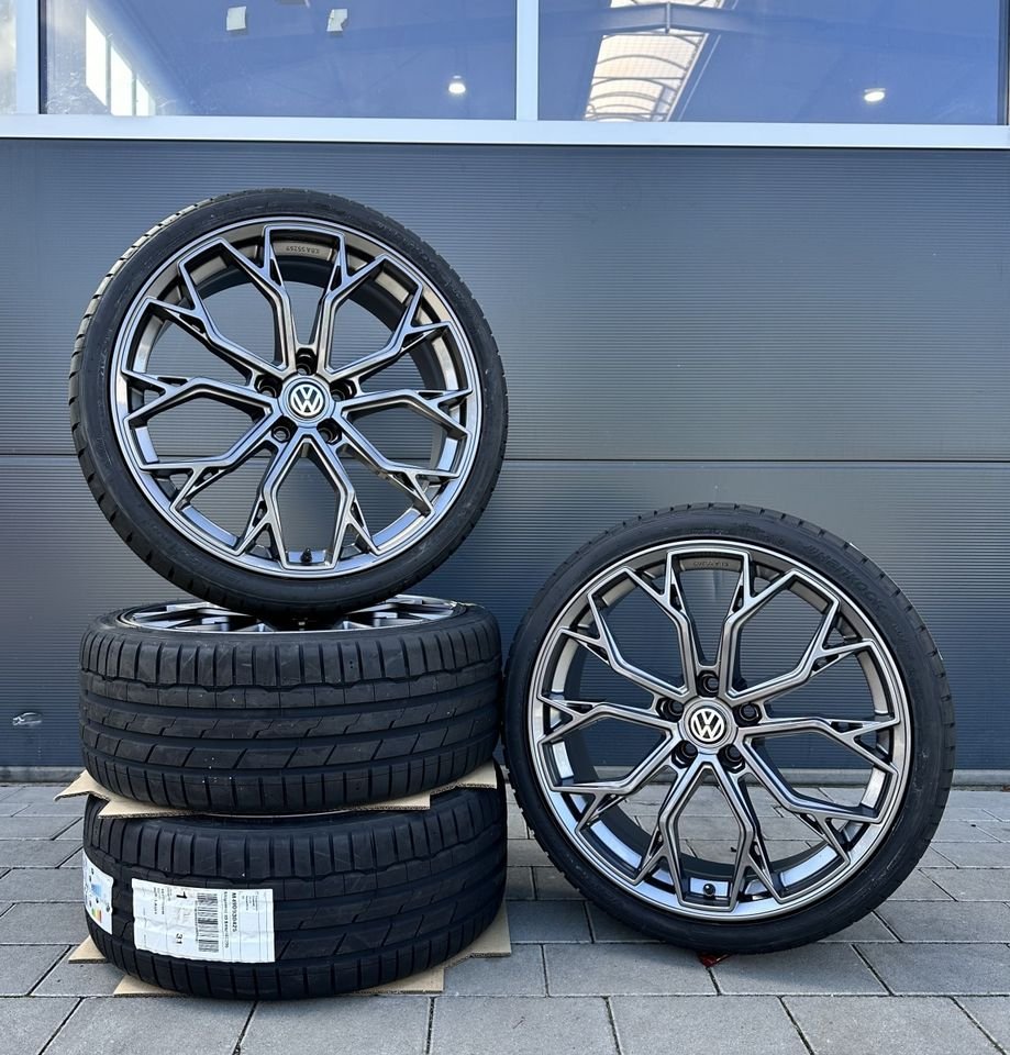 FF Wheels FF02 18 Zoll Sommerräder für VW Golf 5 6 7 8 Sommerreifen GTI GTD GTE Passat Scirocco EOS Jetta CC eGolf Audi A3 S3 A4 B6 B7 8P 8V GY Felgen Reifen Räder schwarz NEU...