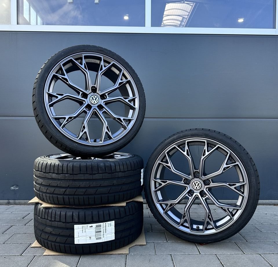 FF Wheels FF02 18 Zoll Sommerräder für VW Golf 5 6 7 8 Sommerreifen GTI GTD GTE Passat Scirocco EOS Jetta CC eGolf Audi A3 S3 A4 B6 B7 8P 8V GY Felgen Reifen Räder schwarz NEU...