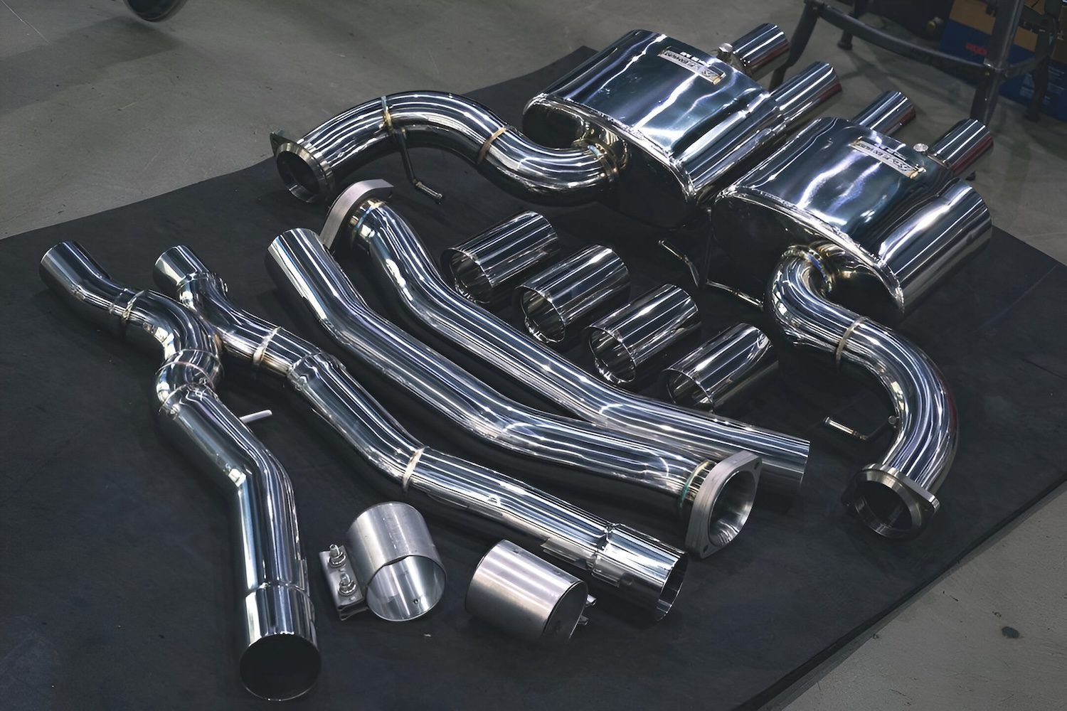 Fi EXHAUST Valvetronic Exhaust System for F141 Ferrari 599 GTB Fiorano [FR-599-CBV+TIP6389S*4]
