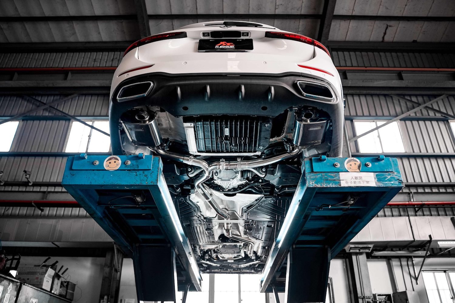 Fi EXHAUST Valvetronic Exhaust System for W206 Mercedes-AMG C 200