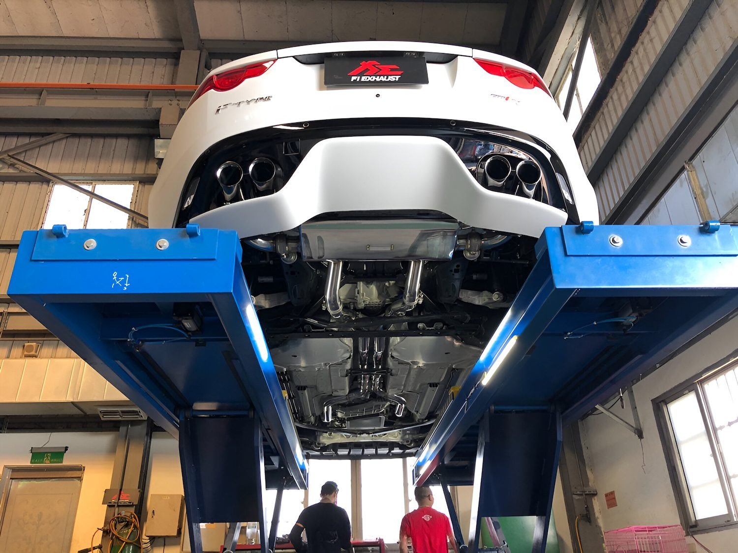 Fi EXHAUST Valvetronic Exhaust System for X152 Jaguar F-Type R [JG-FV8-CBV+TIP63101S*4]