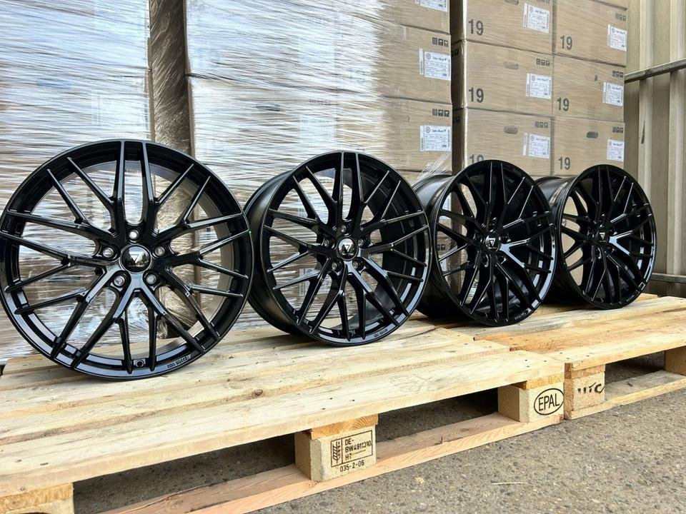 Für ⭐ VW ⭐ Arteon ID.4 Pro GTX Pure ID.5 Pro GTX ID.7 ProS Tiguan 5N CT Touareg CR ⭐ Toyota ⭐ Supra 20 Zoll Alufelgen für 7-Wheels DS2 Schwarz Glanz Seven Wheels 9,0×20 ET30…