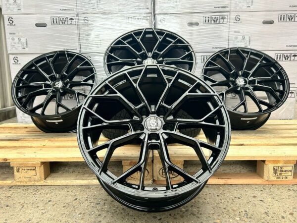 Für ⭐ VW ⭐ Arteon ID.4 Pro GTX Pure ID.5 Pro GTX ID.7 ProS Tiguan 5N CT Touareg CR ⭐ Toyota ⭐ Supra 20 Zoll Alufelgen für CS Wheels US1 Schwarz Glanz 9,0x20 ET30 5x112 5/112 9J