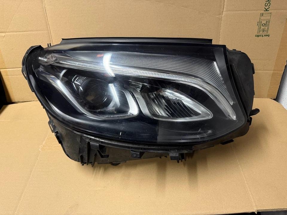 LED Scheinwerfer Rechts Headlight Mercedes GLC W253 A2539065201