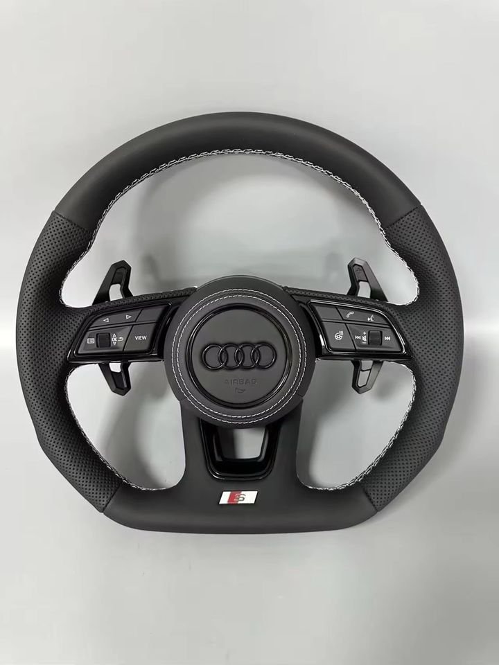 Lenkrad Audi A3 A4 A5 A6 A7 S3 S4 S5 S6 S7 RS3 RS4 RS5 RS6 RS7 Q3 Q5 SQ5 Q7 SQ7 R8 – Sportlenkrad Carbon Alcantara Leder individuell konfigurierbar – auch für Mercedes BMW VW...