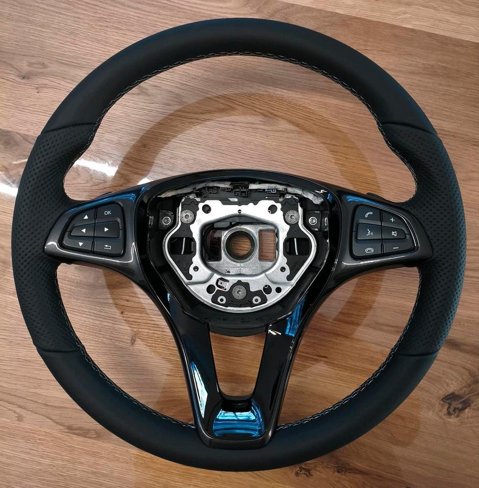 Lenkrad Mercedes-Benz V-Klasse Vito A0004608803