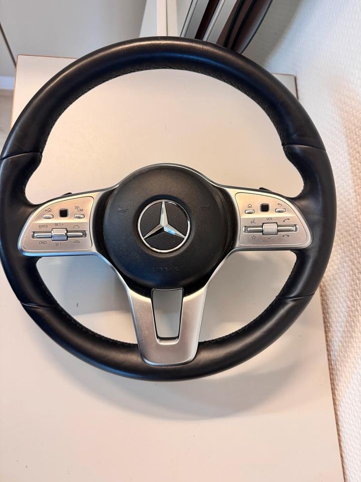 Lenkrad Mercedes Benz